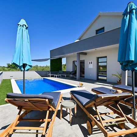 Luxurious Villa Natali Pridraga エクステリア 写真
