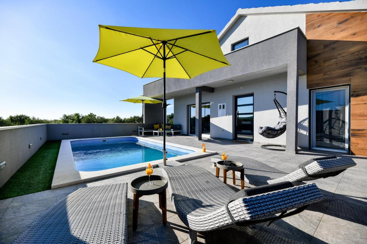 Luxurious Villa Natali Pridraga エクステリア 写真